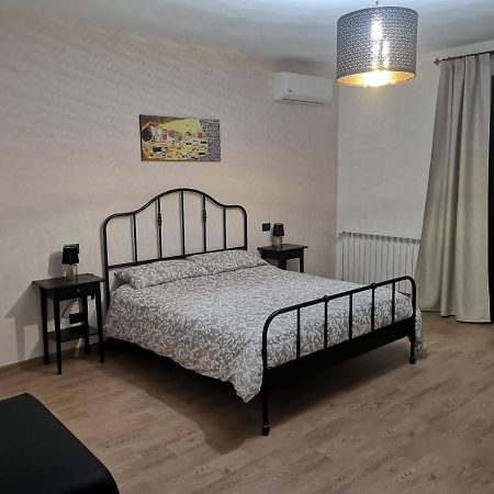 Bed And Breakfast Il Sole -Cinquefrondi Kültér fotó