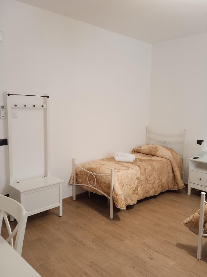 Bed And Breakfast Il Sole -Cinquefrondi Kültér fotó