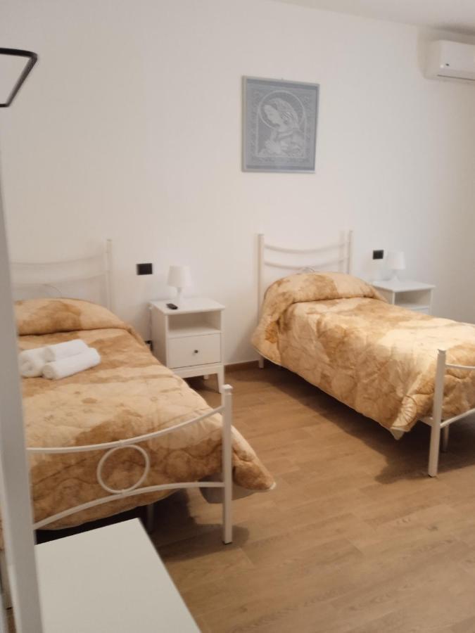 Bed And Breakfast Il Sole -Cinquefrondi Kültér fotó