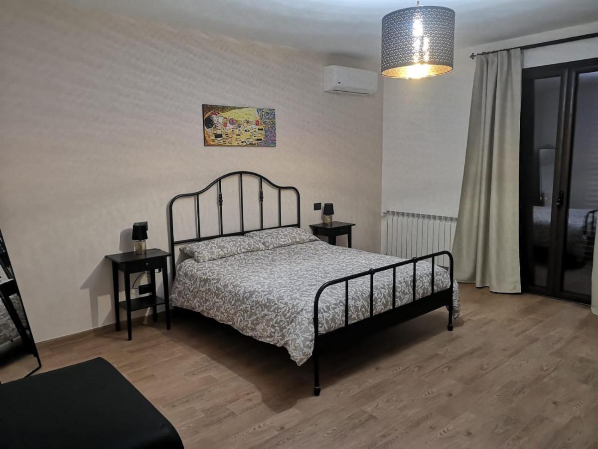 Bed And Breakfast Il Sole -Cinquefrondi Kültér fotó