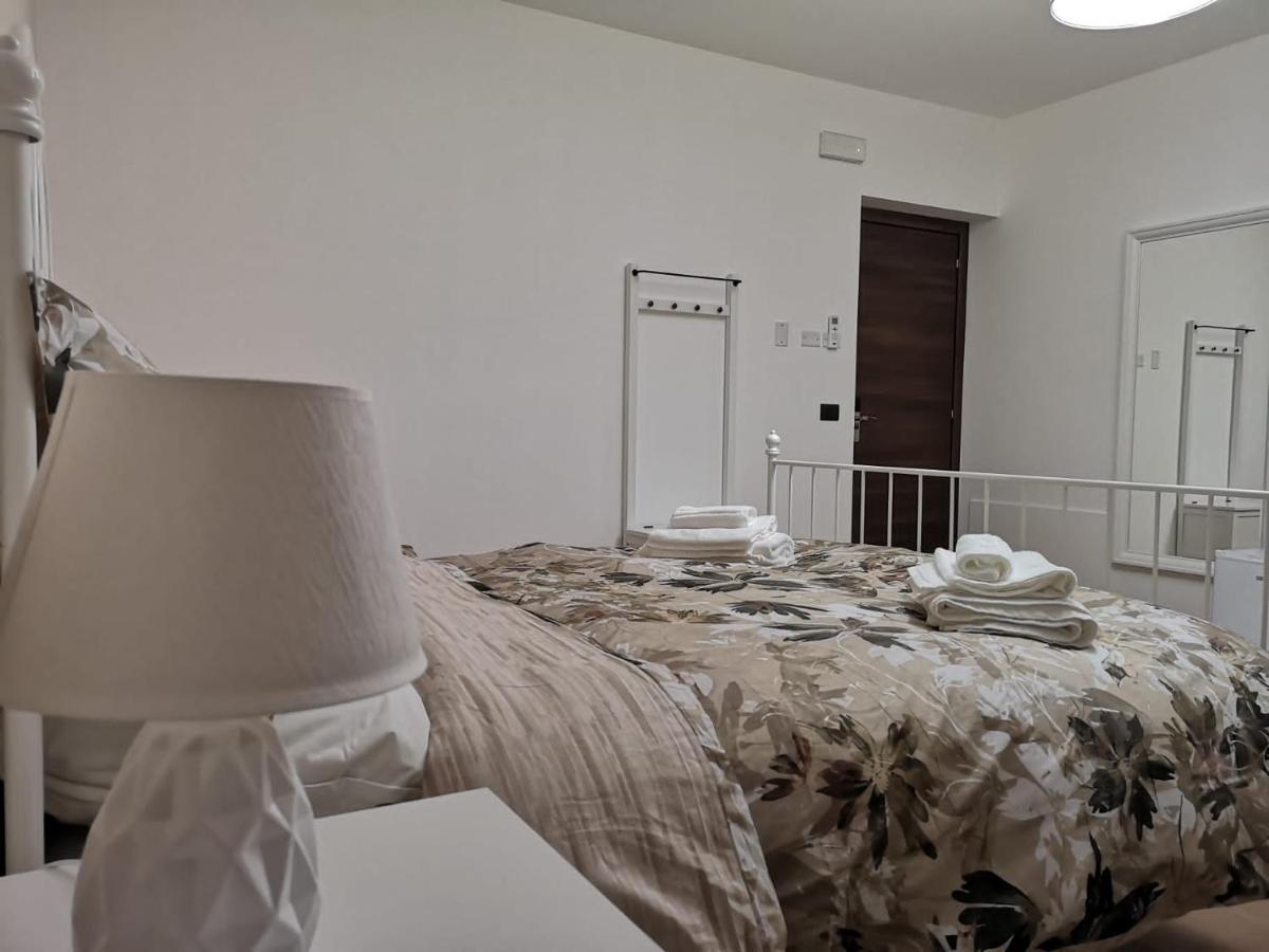 Bed And Breakfast Il Sole -Cinquefrondi Kültér fotó